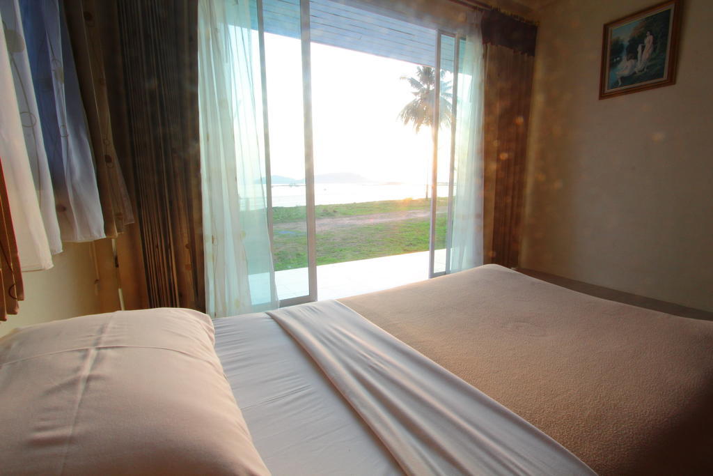 Star Light Beach Resort And Restaurant Чумфон Стая снимка