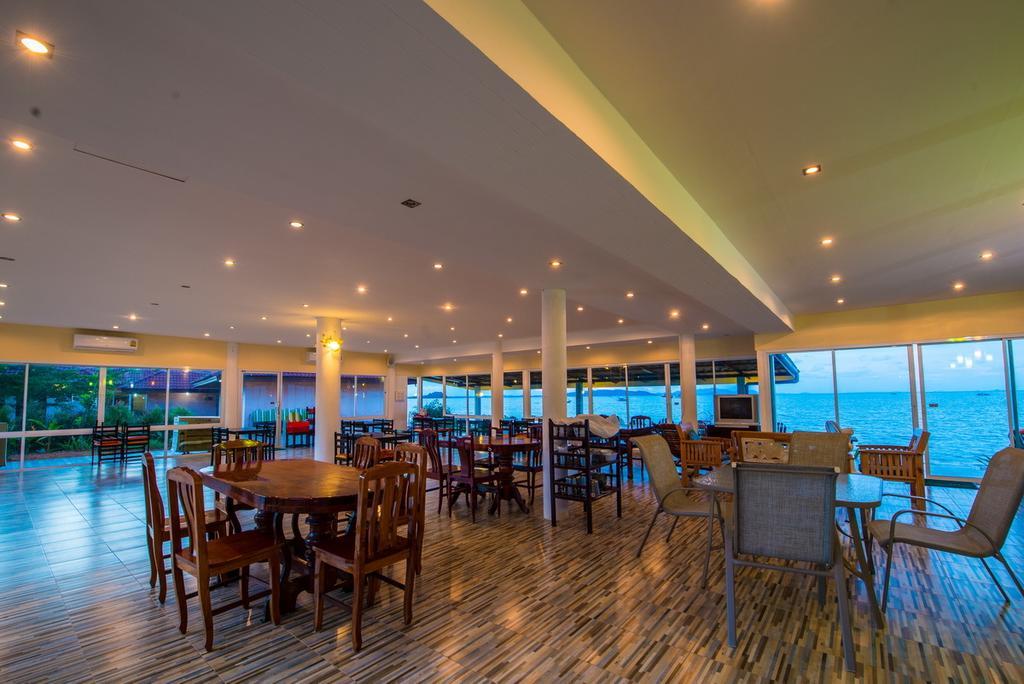 Star Light Beach Resort And Restaurant Чумфон Екстериор снимка