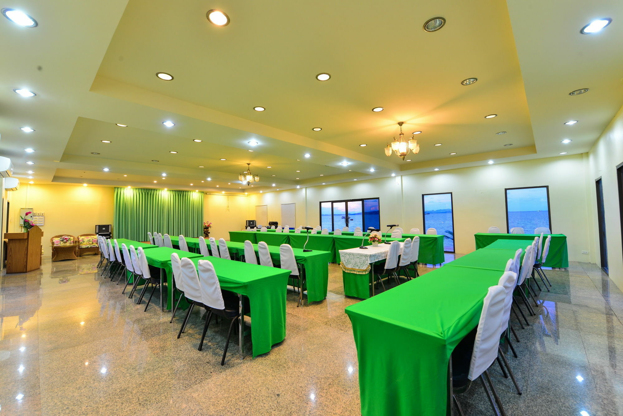 Star Light Beach Resort And Restaurant Чумфон Екстериор снимка